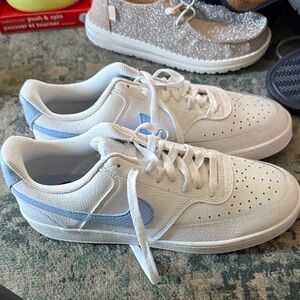 Nike White and Blue Athletic Shoes